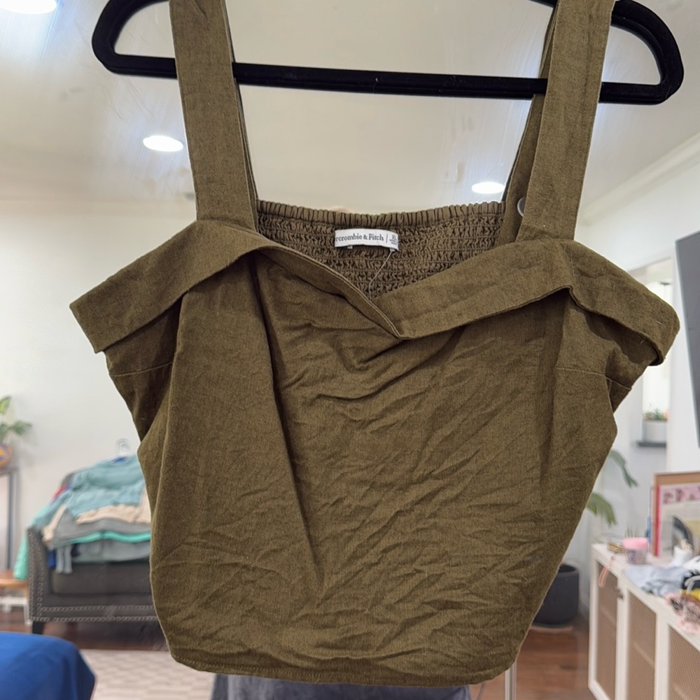 NWOT A&F olive top